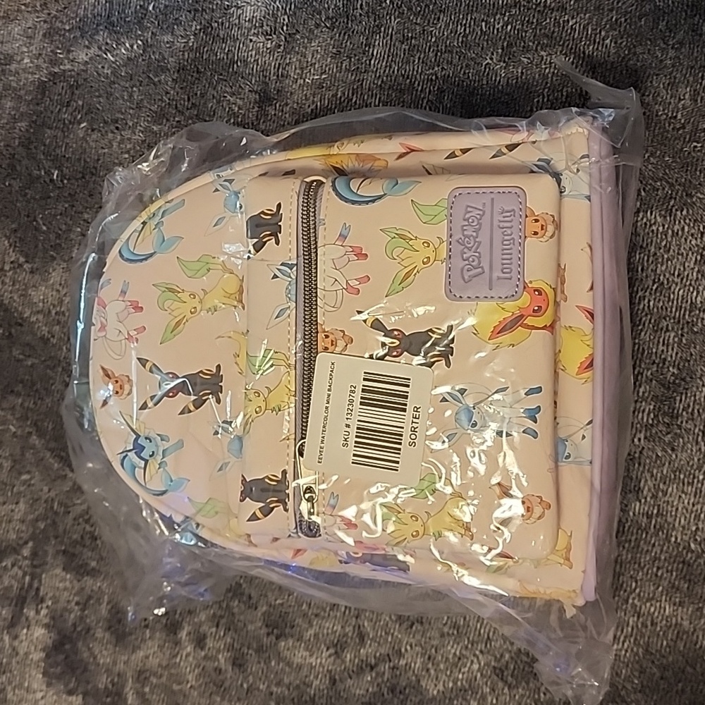 Loungefly eeveeloutions bag